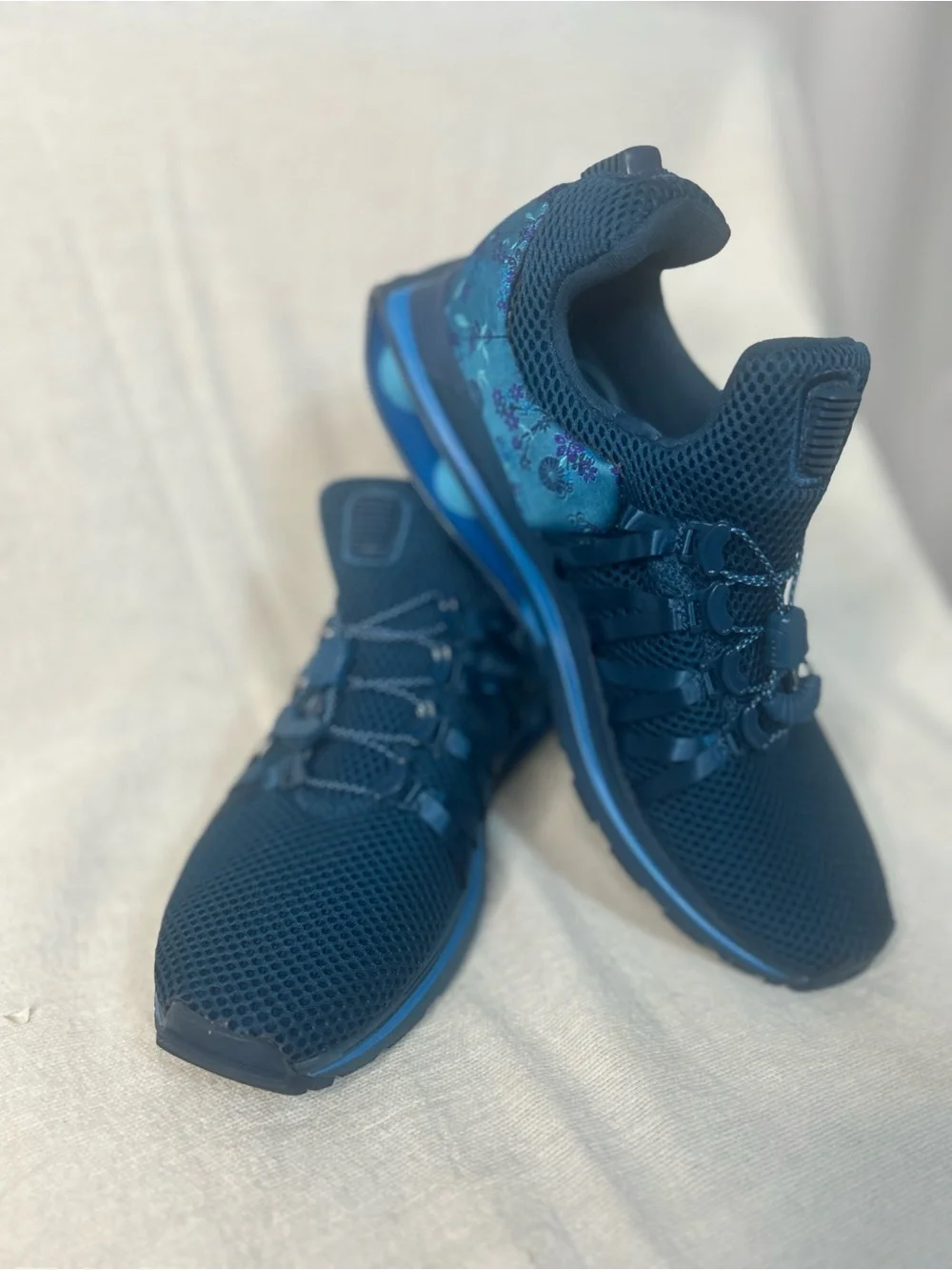 Nike Women's Breathable Mesh Running Shoes in Navy